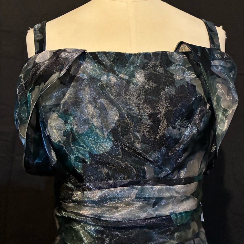 R&M Richards Black and Blue Floral Maxi Dress NWT 12 - Picture 5 of 11